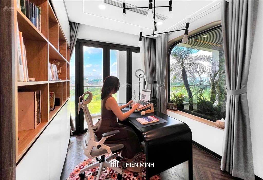 Chuyển công tác cần bán gấp căn hộ cao cấp eaton park gamuda q2 103m2 15,2ty  0965 645 ***