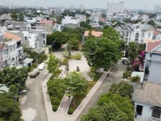 Giảm mạnh 400triệu, bán đất trường thọ, thủ đức, dt 5 x 20.2m2, 101m2. full thổ cư giá 9tỷ85