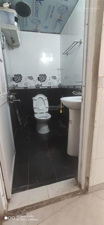 Cần bán gấp hạ giá còn 2,15 tỷ, căn hộ tầng 1 mb 35m2, dtsd 60m2, mt 5m, ct2b  kđt  xa la  hđ