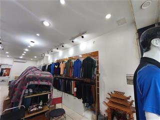 Bán nhà 31b phố nguyễn khuyến. p văn miếu. dt 75m2, mt 4m, giá 31,5 tỷ