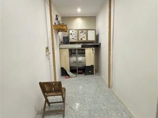 Nhà hiếm 3 tầng 2 tỷ sổ đỏ riêng tại ngõ 97 văn hương, đống đa