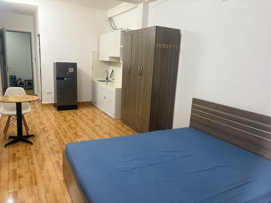 Cho thuê CCMN tại 171 Nguyễn Ngọc Vũ ban công thoáng - Trung Hòa