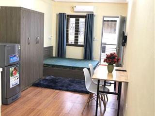 Cho thuê CCMN tại 171 Nguyễn Ngọc Vũ ban công thoáng - Trung Hòa