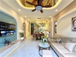 100  thích quảng đức ,p5, phú nhuận . dt44m2, 2 lầu nhà đẹp
