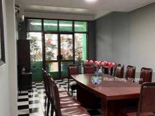 Bán gấp nhà mặt tiền trần quang diệu 5.5 x 12m. q3 góc lê văn sỹ thông trường sa, gần chợ lê văn sỹ