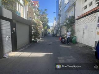 Bán đất căn góc 2 mặt tiền đường lạc long quân, p. 10, q. tân bình  đối diện công viên.