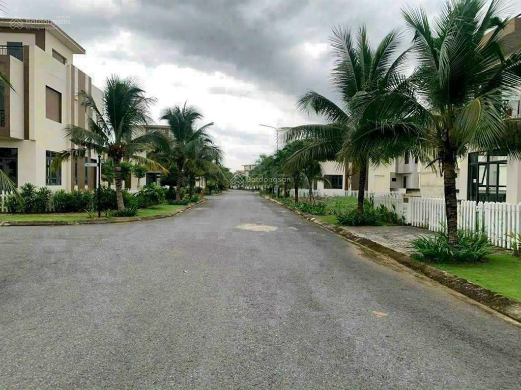 Đất xây biệt thự 8x15m, shr trục chính gần sông giá rẻ nhất bến lức 2,2 tỷ