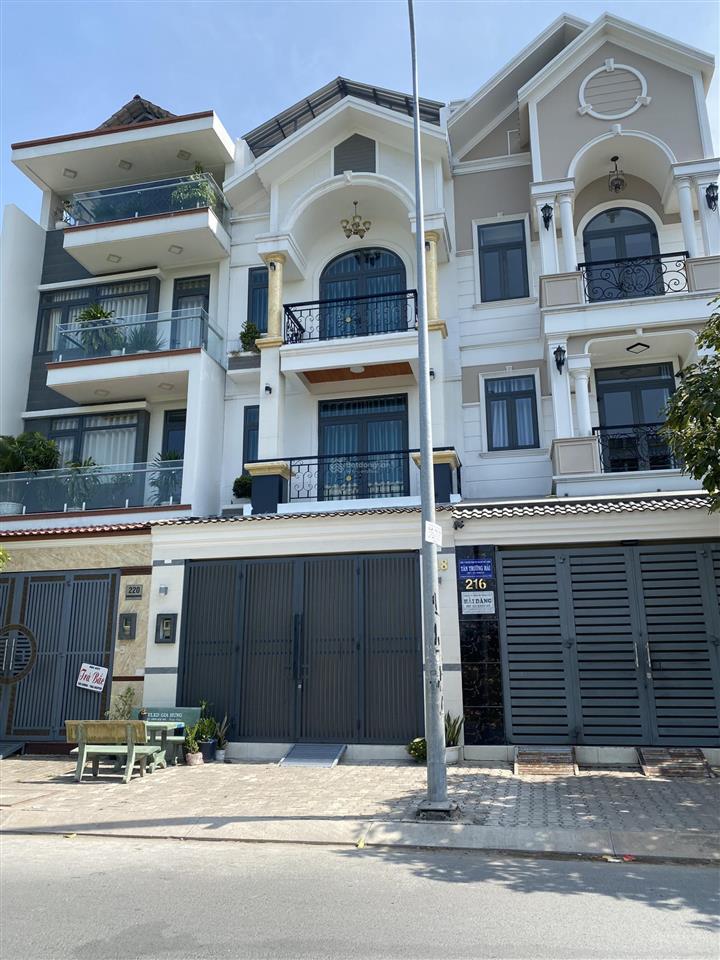 Đất nền 5x17m, full thổ, đường nhựa 16m, khu vực toàn nhà cao tầng, giá 4,3 tỷ