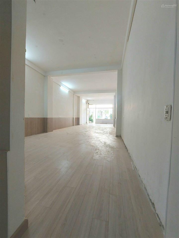 Cho thuê nhà yy hồng lĩnh, p.15, q10. dt 4(nở hậu 8m) x 25m, 1 trệt 3 lầu st. khu cư xá bắc hải