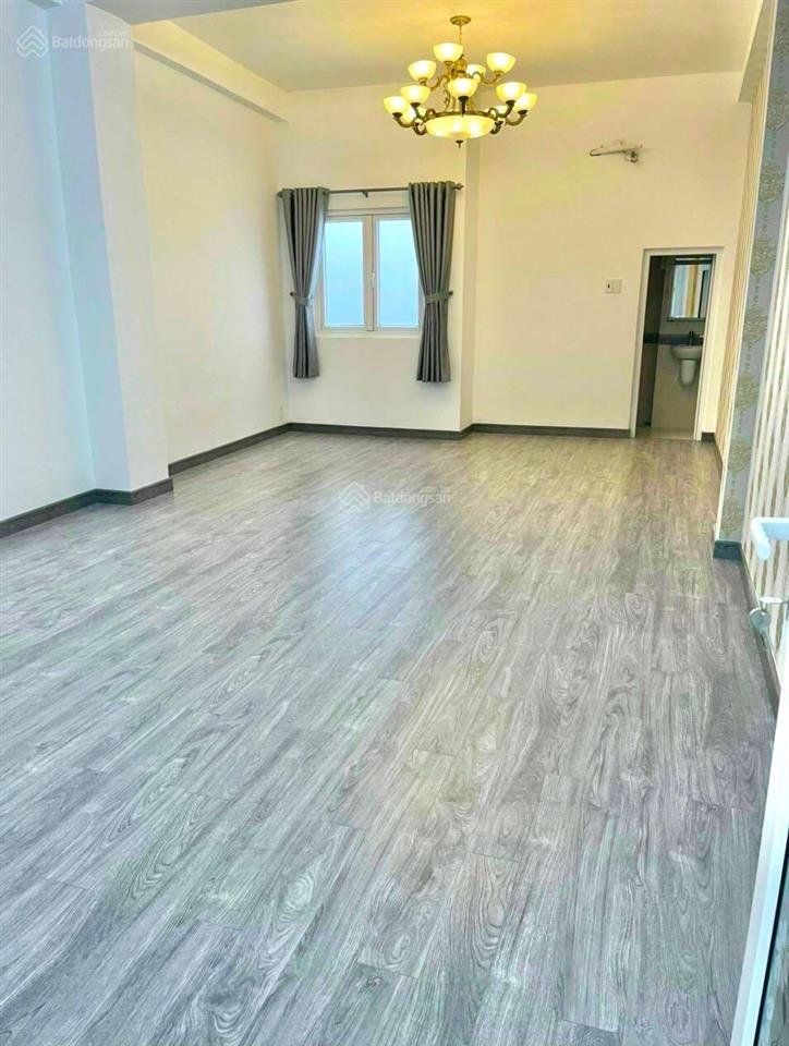 Cho thuê nhà yy hồng lĩnh, p.15, q10. dt 4(nở hậu 8m) x 25m, 1 trệt 3 lầu st. khu cư xá bắc hải