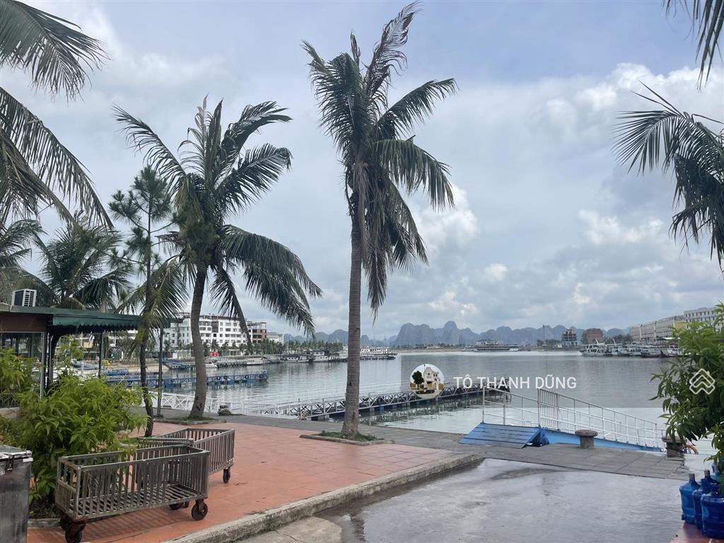 Bán shophouse 4 tầng, 108m2, giá siêu hời ở kđt cảng ngọc châu, hạ long