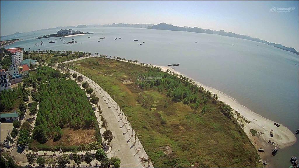Bán đất khách sạn mặt biển bãi cháy, diện tích ~4000m2 vị trí mặt biển kđt mới cái dăm