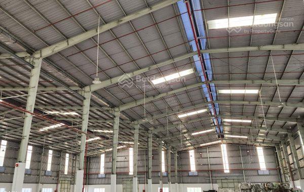 Bán kho, nhà xưởng tại thị trấn bến lức, long an, sẵn hợp đồng thuê 400 triệu 1 tháng