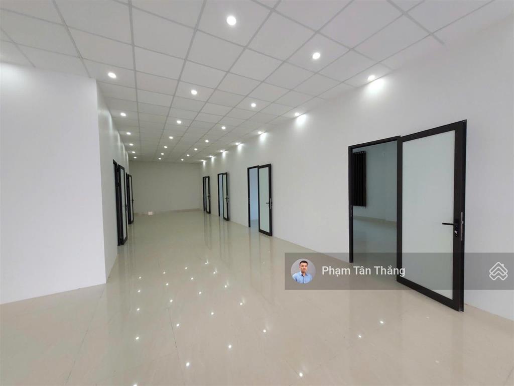Cho thuê 135m2 tầng 10 tòa nhà văn phòng mặt đường lê hồng phong, ngô quyền, hải phòng