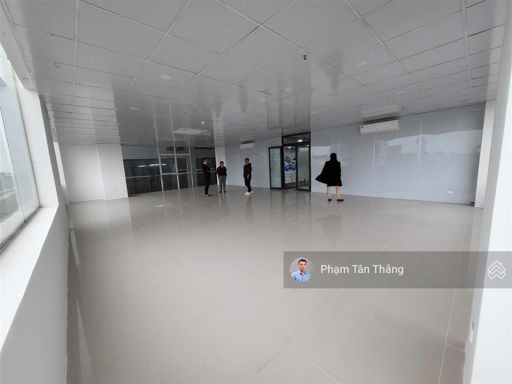 Diện tích trống tại tòa nhà văn phòng đường lê hồng phong, hải phòng