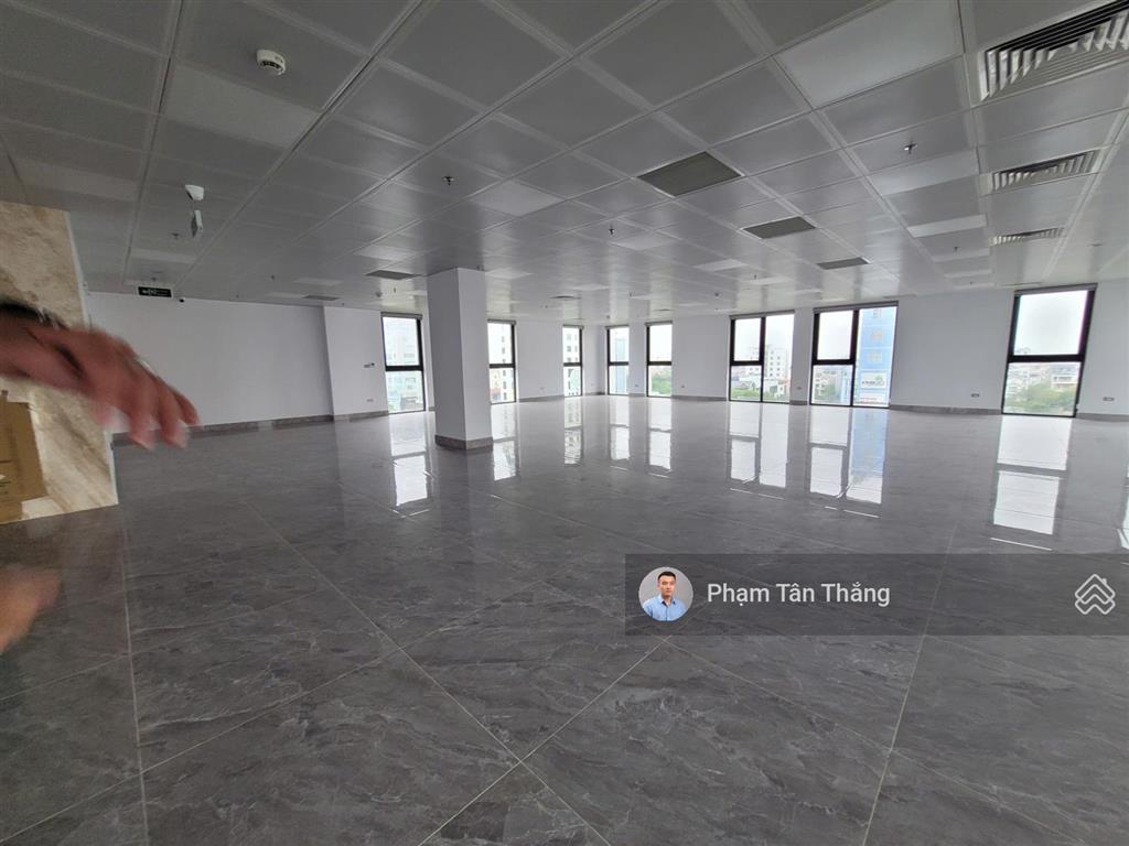 Diện tích trống tại tòa nhà văn phòng đường lê hồng phong, hải phòng