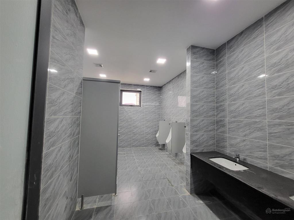 Cho thuê từ 100  675m2 tại tòa nhà văn phòng mới mặt đường võ nguyên giáp, lê chân, hải phòng