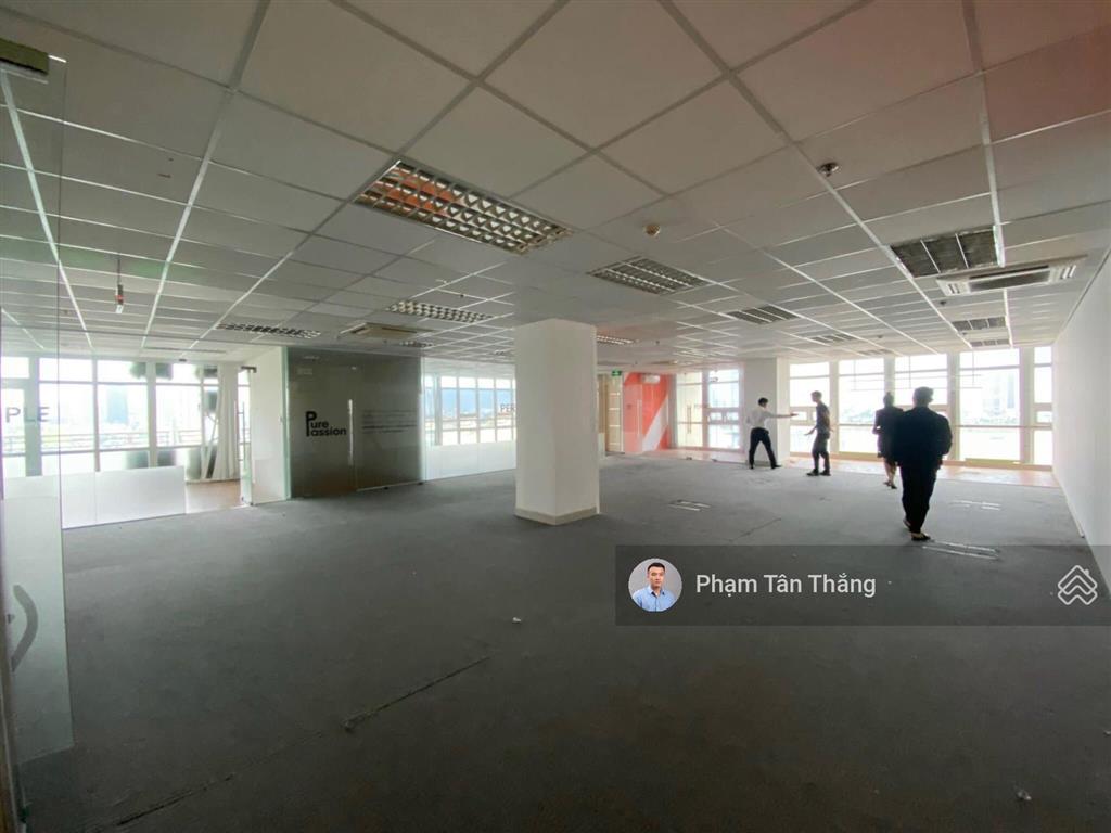 Cho thuê 320m2 sàn tòa nhà mặt đường lê hồng phong, hải phòng. giá thuê chỉ 160k/m2