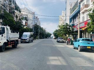 Mặt tiền kinh doanh ngang 7m đường rộng 20m, vỉa hè 5m. 60m2 huỳnh tấn phát phú thuận. 4,55tỷ đồng