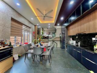 Bán nhà mặt tiền đường nguyễn ái quốc 5x32 sổ thổ cư hoàn công 1 trệt 2 lầu giá 15tỷ.  0794 290 ***