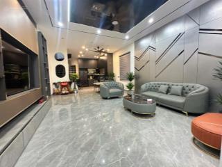 Bán nhà sổ thổ cư hoàn công 1tret2lau 5,5x25 sân 7m mặt tiền đường 7m gia 6,6tỷ  0794 290 ***
