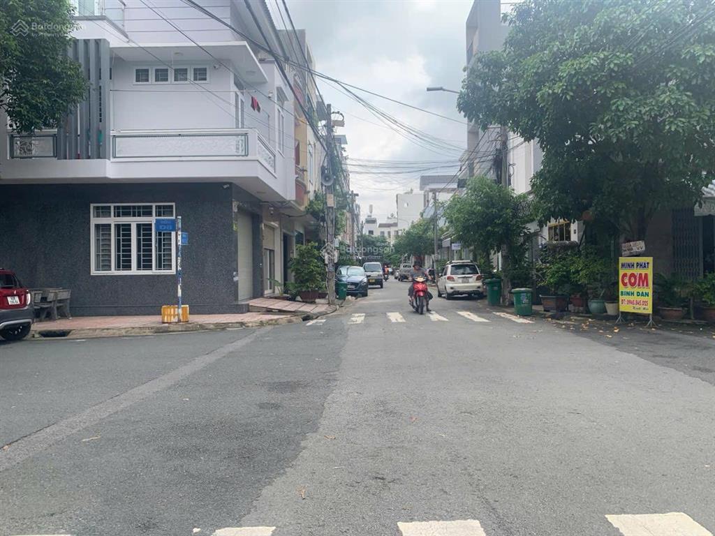 Bán nhà d2d 1tret2lau 4x18 sổ thổ cư hoàn công gia 5,5tỷ  0794 290 ***