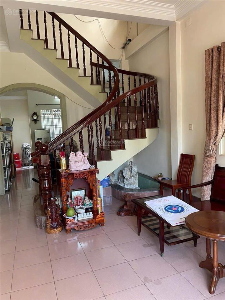 Bán nhà d2d 1tret2lau 4x18 sổ thổ cư hoàn công gia 5,5tỷ  0794 290 ***