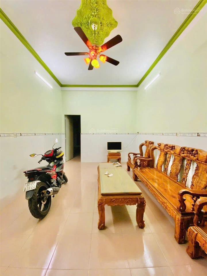 Bán nhà d2d 1tret2lau 4x18 sổ thổ cư hoàn công gia 5,5tỷ  0794 290 ***