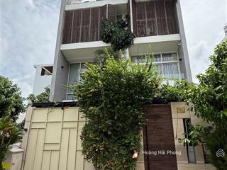 Bán biệt thự mới đẹp tại khu thủ thiêm villa, nhà mới xây hoàn công đầy đủ, cạnh bên cv trung tâm