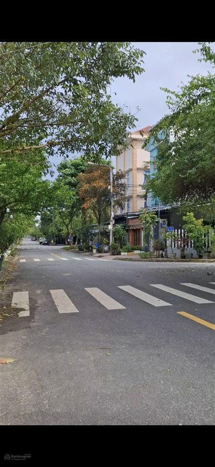 Bán lô đất mặt tiền hồ bá ôn, vị trí ngay trung tâm hành chính quận liên chiểu cũ