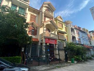 Cho thuê nhà 4 tầng. diện tích 82.5m2 hoàn thiện đầy đủ sẵn làm văn phòng. khu đại kim nguyễn xiển