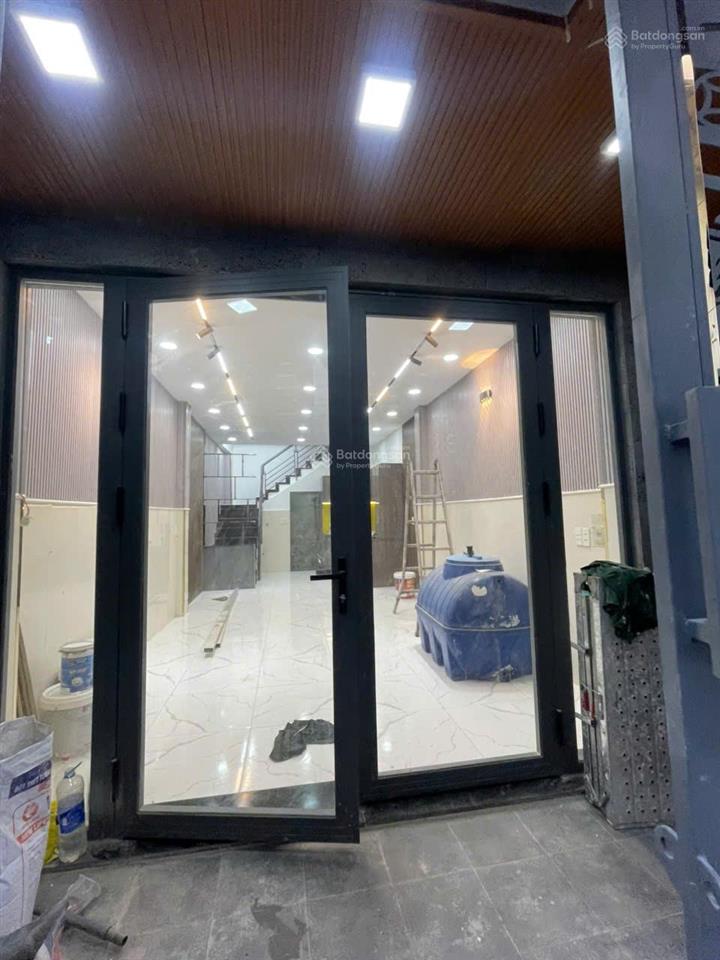 Bán nhà dương bá trạc hẻm 2m khu làng ốc, 1 lầu đẹp ở ngay, sổ riêng, giá chỉ 4.78 tỷ