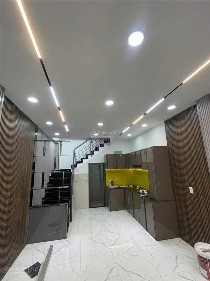 Bán nhà dương bá trạc hẻm 2m khu làng ốc, 1 lầu đẹp ở ngay, sổ riêng, giá chỉ 4.78 tỷ