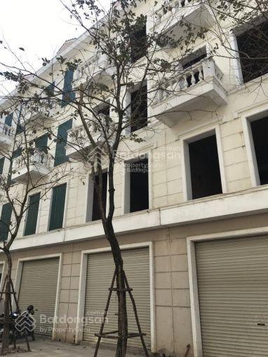 Liền kề đô nghĩa hà đông 100m2,, hoàn thiện có tm, giá 21 tỷ bao tên.  0936 846 *** mrs hạnh.