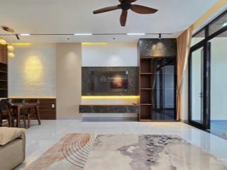 Chính chủ gửi bán nhà 3 tầng đường 10m5 gần trung tâm hành chính  hoà xuân .