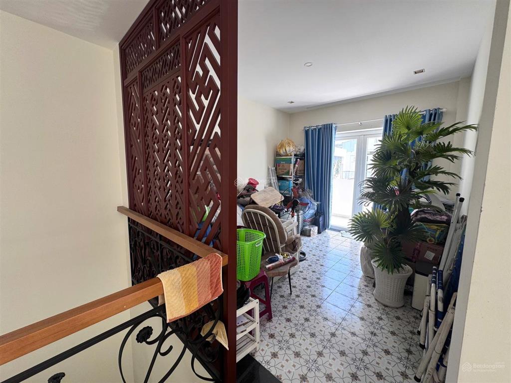 Cho thuê biệt thự melosa garden khang điền, phú hữu, q9. full nội thất 25 triệu bao phí quản lý