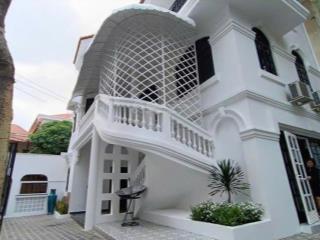 Bán biệt thự 3 mặt tiền tại nguyễn cửu vân, 51,89 tỷ, 210 m2 đang cho thuê 10 năm 120tr/th