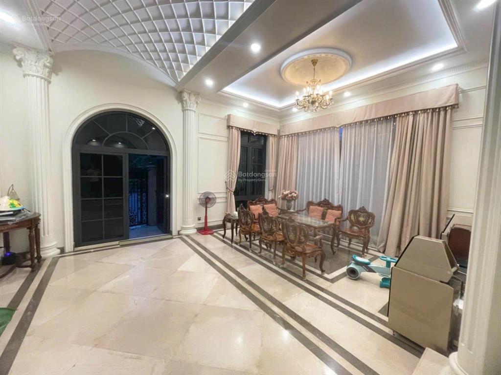 Bán biệt thự cao cấp nam thông 2 phú mỹ hưng