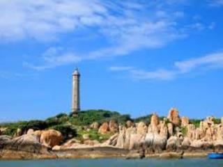 Bán 290 m2 có 150 thổ cư ngay trung tâm giáp biển đối diện hải đăng kê gà giá đầu tư