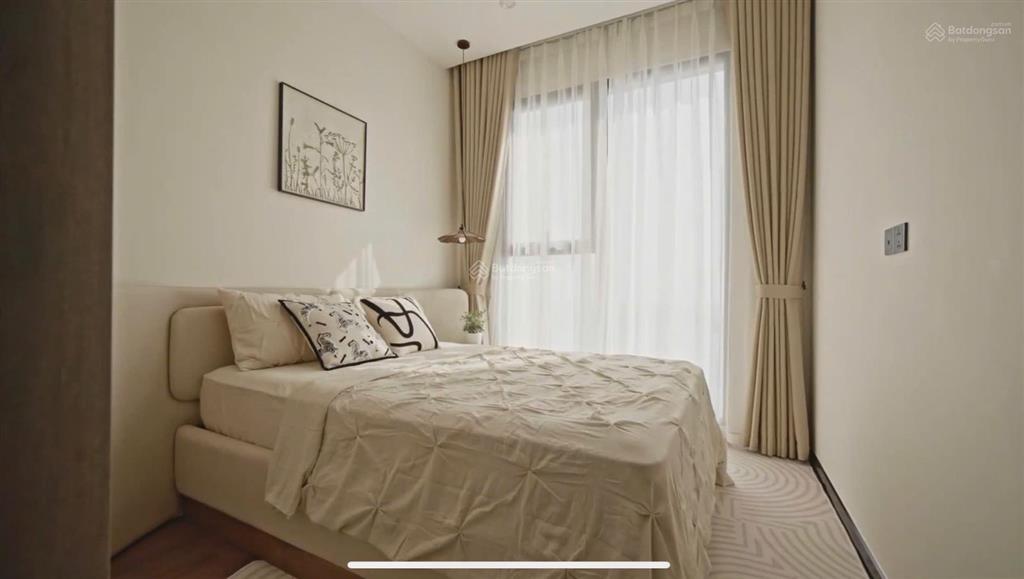 Cho thuê căn 2pn đủ đồ tại dự án cc heritage west lake hồ tây.  0818 111 ***