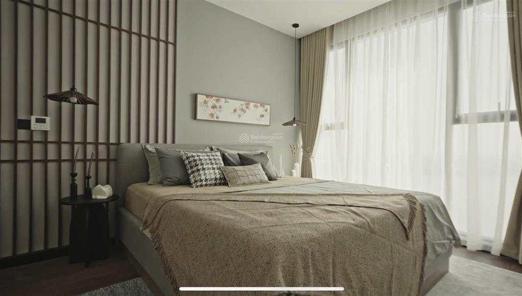Cho thuê căn 2pn đủ đồ tại dự án cc heritage west lake hồ tây.  0818 111 ***