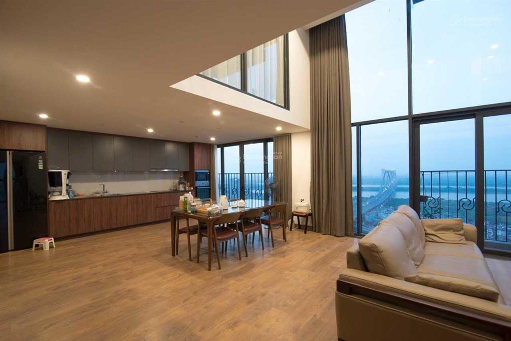 Chính chủ cho thuê gấp căn hộ thông tầng tại cc cao cấp pentstudio view hồ giá tốt.  0818 111 ***