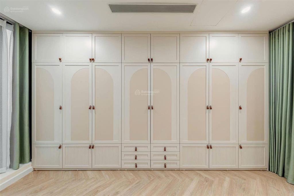 Cho thuê quỹ căn 3pn đủ đồ view sông hồng đẹp tại dự án sunshine city, đông ngạc  0818 111 ***