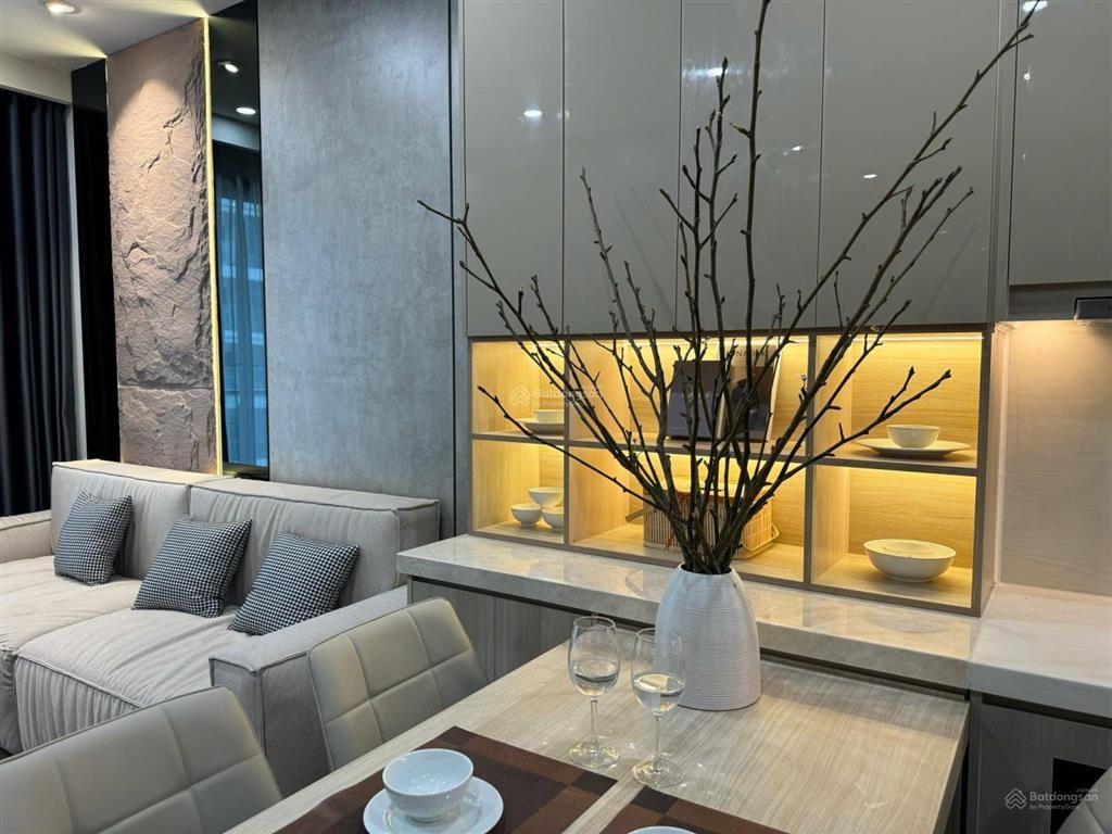 Cần cho thuê căn hộ 2pn đủ đồ tại dự án sunshine riverside, phú thương, tây hồ  0818 111 ***