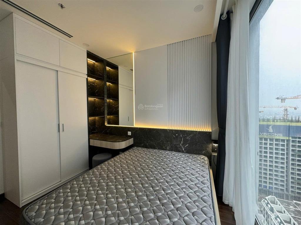 Cần cho thuê căn hộ 2pn đủ đồ tại dự án sunshine riverside, phú thương, tây hồ  0818 111 ***