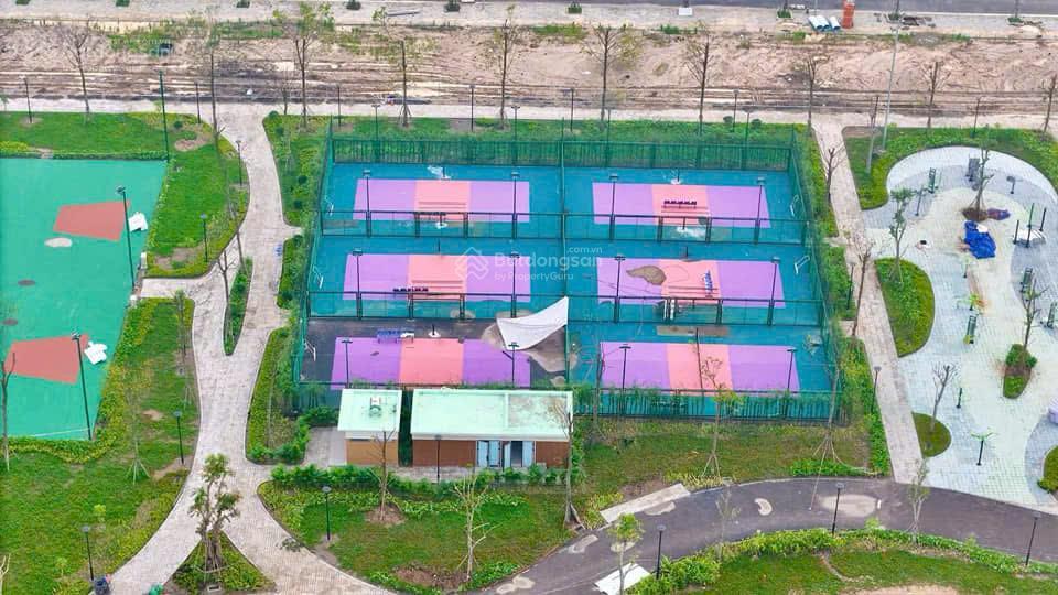 Chỉ 500 tr có nhà 3.4 tỷ vinhomes green city 4 tầng tặng vf3 kế phố trung hoa cho thuê 1825tr/th