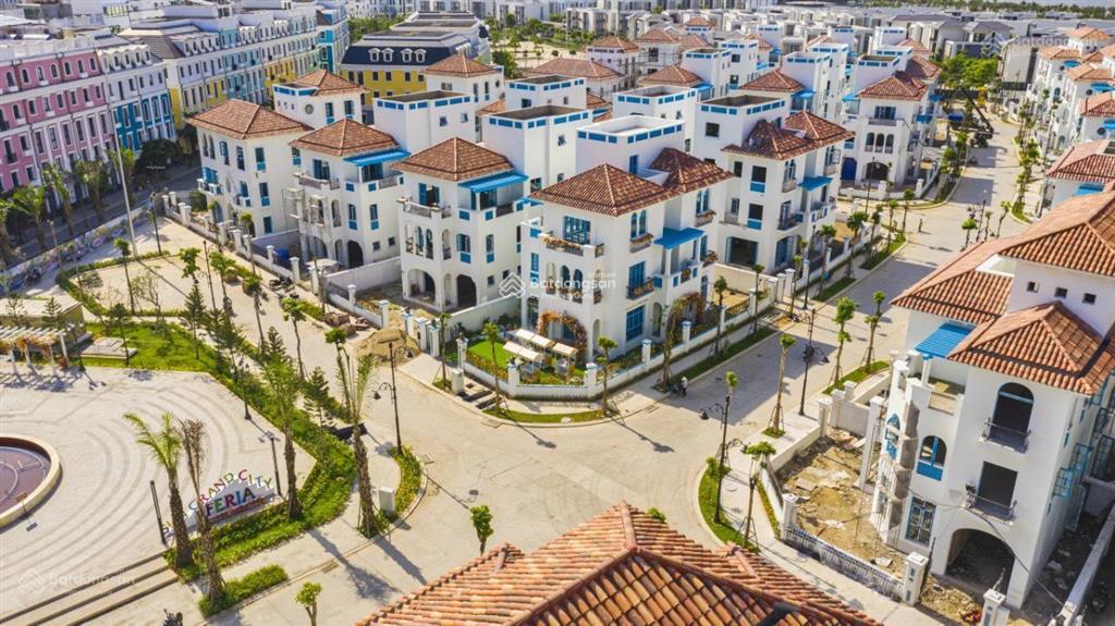 Bán nhanh biệt thự song lập mallorca m3 228m2 giá 26.5 tỷ. giá tốt nhất thị trường. 0973 272 ***