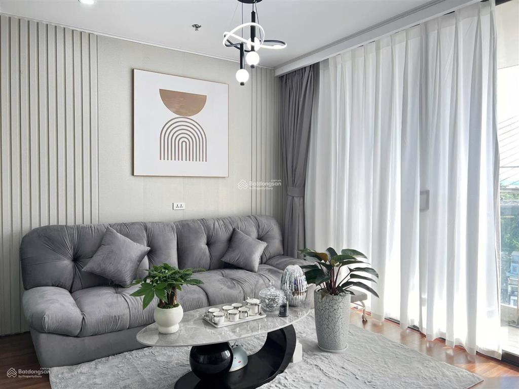 Duy nhất 1 căn 1ngủ view cầu bc nội thấy đẹp.  0973 272 ***