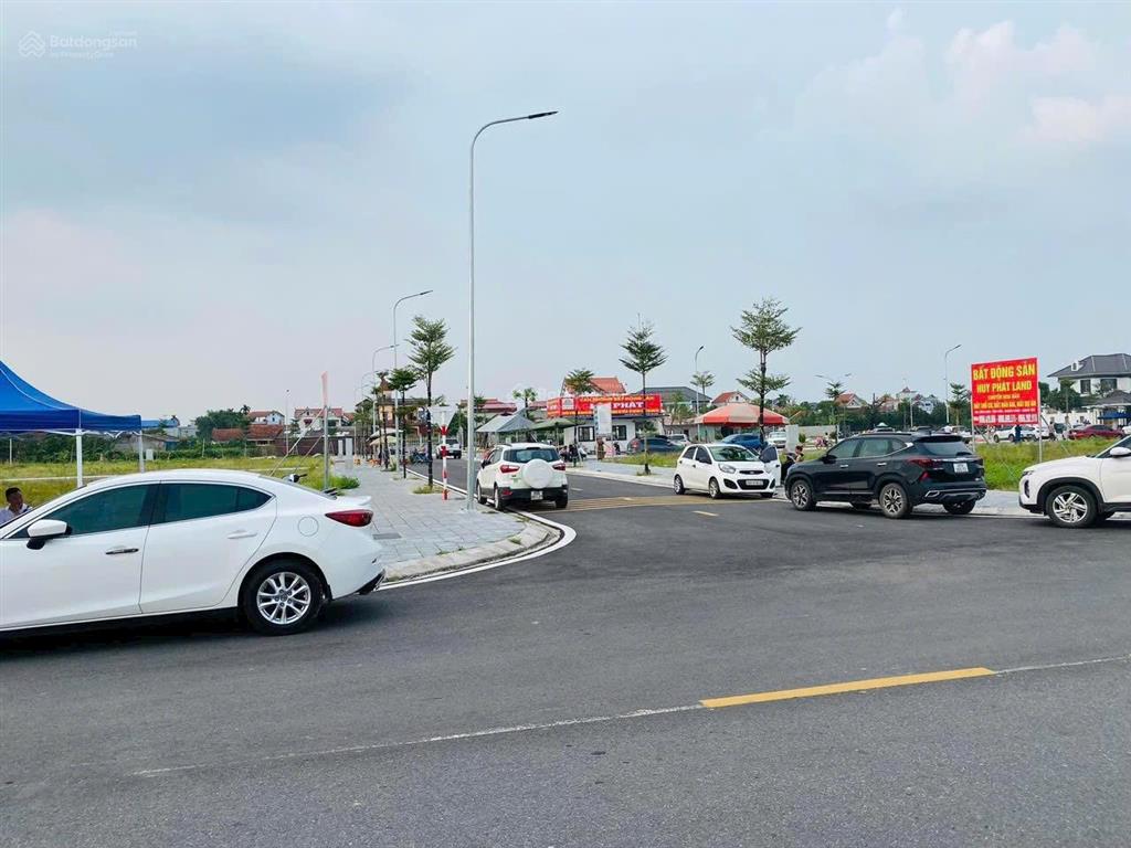 Chính chủ gửi lô đấu giá tân dân, đường 15.5m, vỉa hè 4m, kinh doanh, 110m giá 3x tr/m2.0967 635 ***