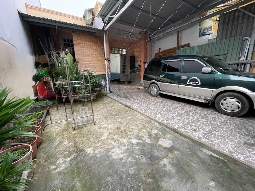 Bán nhà mặt tiền hẻm thông xe tải tránh nhau, dt 136m2 ngang khủng 6.5m. chỉ 10 tỷ